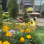 Luxury With Garden Terrace, Bm Garden No2, Free Parking Apartamento *