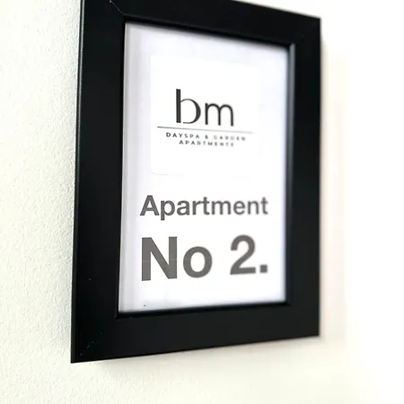 Luxury With Garden Terrace, Bm Garden No2, Free Parking דירה להטי