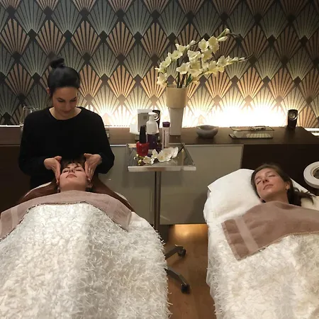 شقة Luxury With Garden Terrace, Bm Garden No2, Free Parking